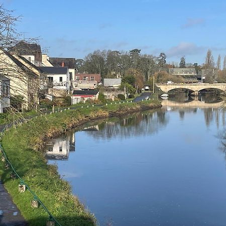 Apartmán Les Berges De L'Oust Malestroit Exteriér fotografie